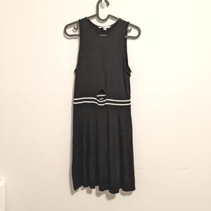 American Eagle black sleeveless dress white stripe front keyhole size medium